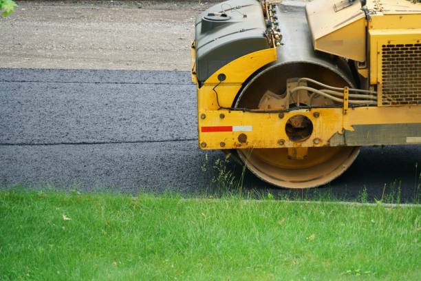 Why Choose Us For All Your Driveway Paving Needs in Treasure Island, FL?